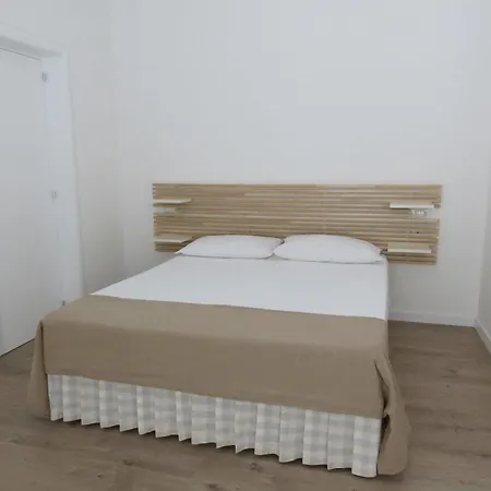 La Casa Del Gelso Bianco Couette-café 2*
