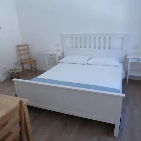 Nocleg ze śniadaniem La Casa Del Gelso Bianco 2*