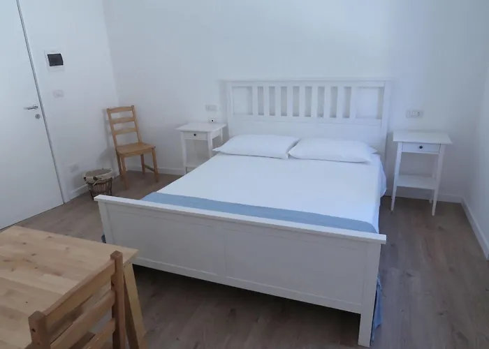 Nocleg ze śniadaniem La Casa Del Gelso Bianco 4*